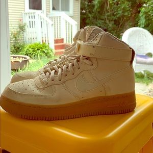 Women’s Nike Air Force 1 Size 8